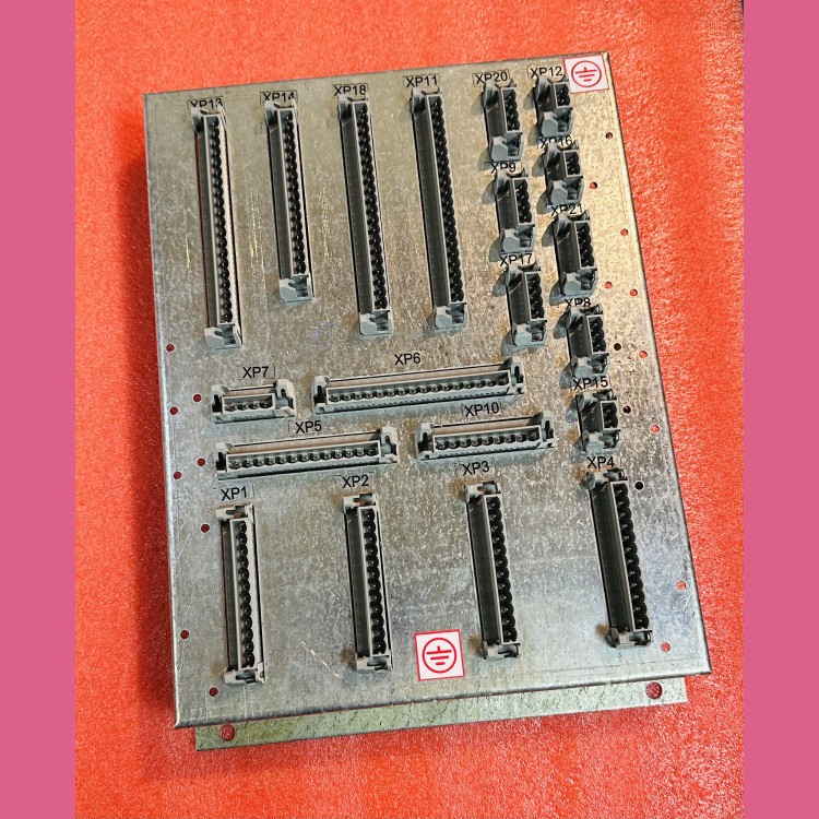 Плата коммутационная для ШУЛМ не проходная кабина 0411ТЩ11.01.100W02