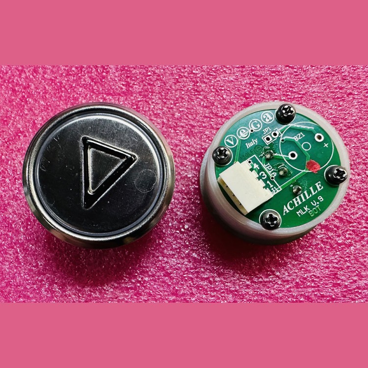 Модуль кнопочный УКЛ красная подсветка "стрелка" MLK V.9 Achille Vega