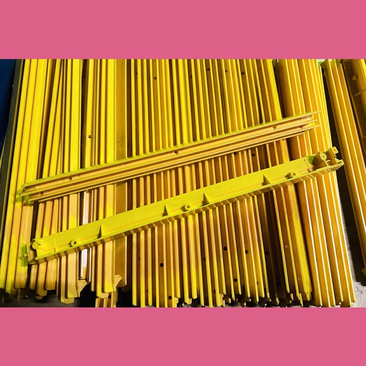 Линия демаркационная боковая желтая L-405мм L47332150B LG Sigma