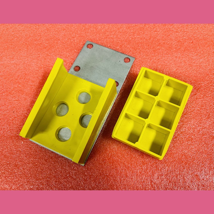 Зажим для плоского лифтового кабеля DOPPLER