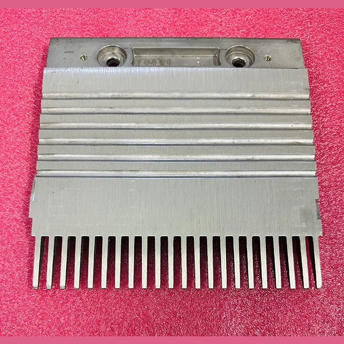 Гребенка эскалатора центральная C 197,4х200 мм 22 зуба KM5002052H01 ECOWALKWAY Kone