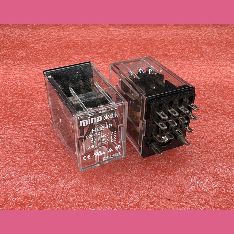 Промежуточное реле 4CO 30VDC HH54P