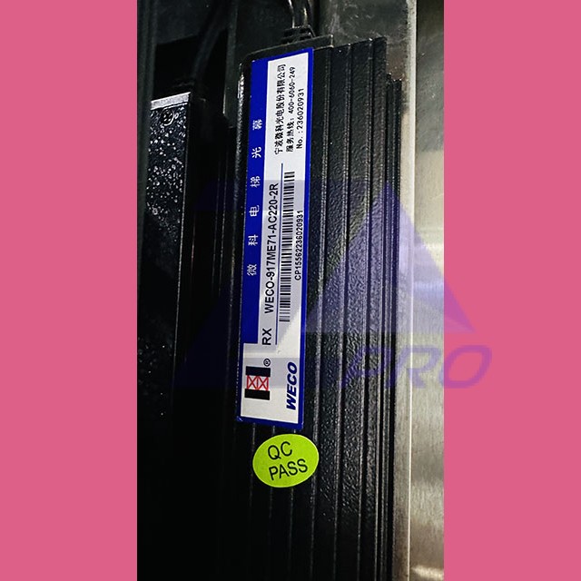 Комплект фотобарьера WECO-917ME71-AC220 с блоком питания Pwbox-09-2&1-AC220 WECO