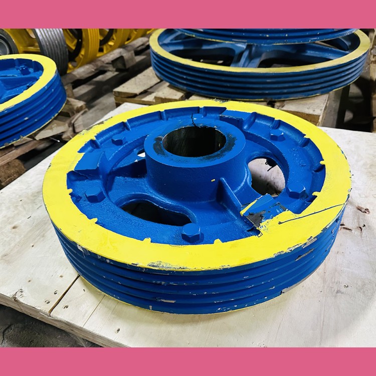 Шкив канатоведущий 550х4х12 0616Б.02.00.030Щ МЛЗ