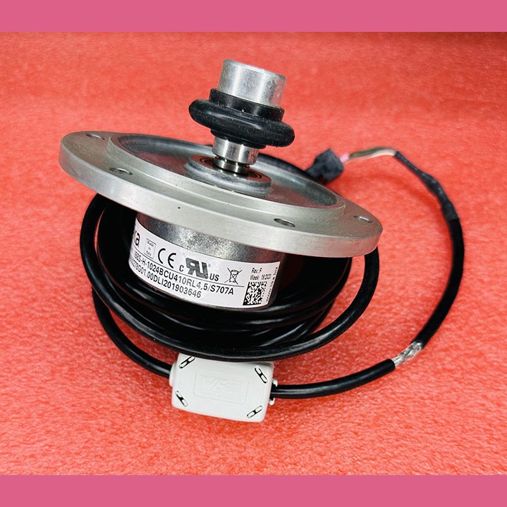 Энкодер I58S-H-1024BCU410RL4,5/S707A Lika KM950278G01 Kone