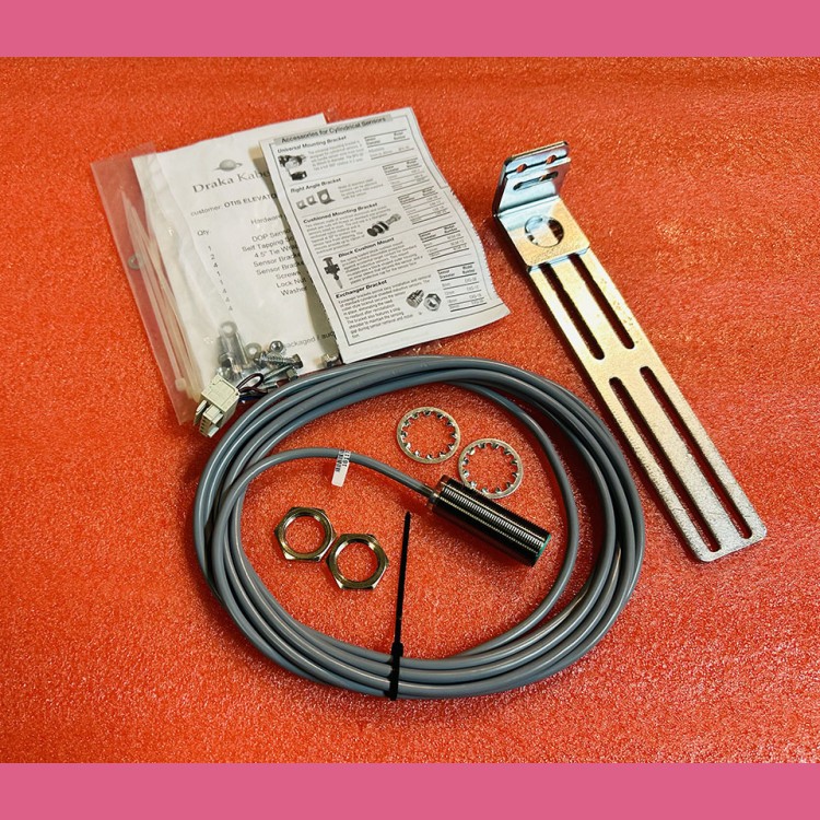 Индуктивный датчик NBB8-18GM50-E0-OTIS-Y94 ProxSe PEPPERL+FUCHS с креплением AAA27076A1 Otis