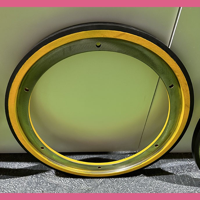 Приводное колесо поручня эскалатора XO-508 D=587мм d11 без резьбы HA290X8  XBA290DY6 Otis