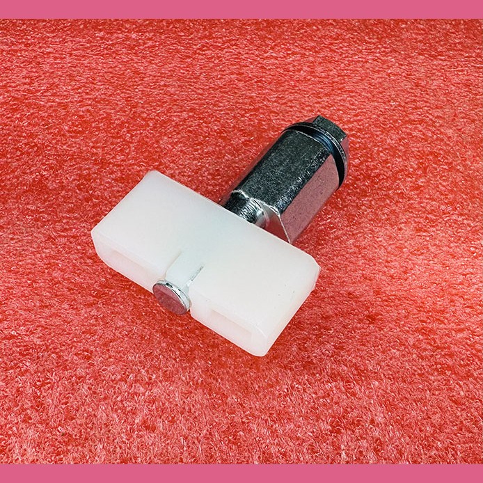 Башмак дверей 1006.000.9002 Genesis МЭЛ