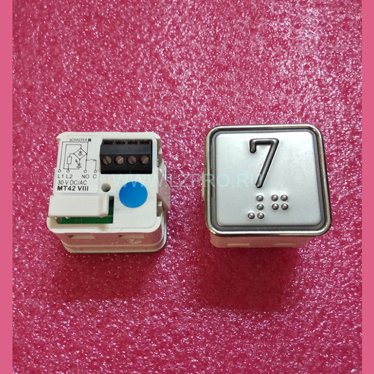 Модуль кнопочный "7" синяя подсветка MT42 VIII Schaefer