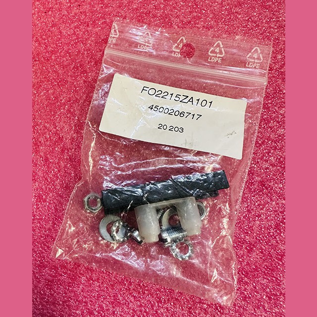 Шунт (вилка) выключателя FO2215ZA101