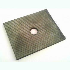 Прокладка под вкладыш для лифта ORONA 90x73 T-9 1 отв. (Пр-во Россия)