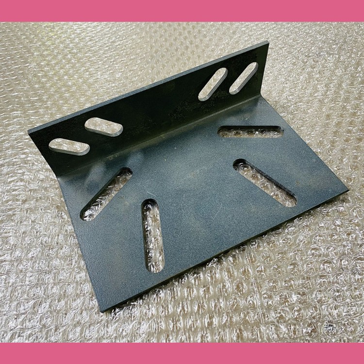 Кронштейн направляющей  кабины кор. ОТИС